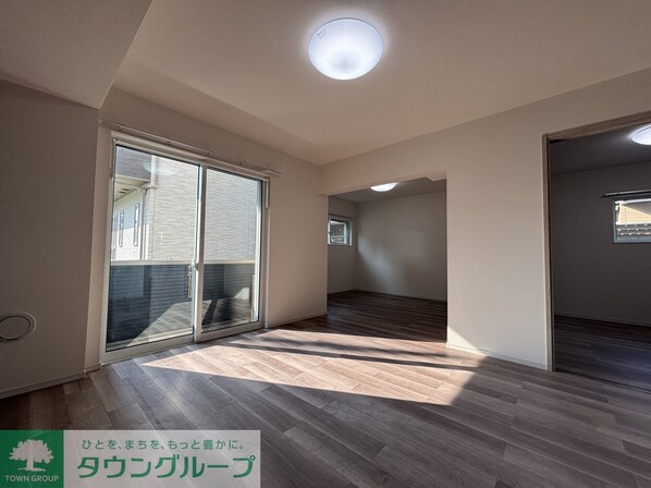 GREEN GABLES FAMIRIA Bの物件内観写真